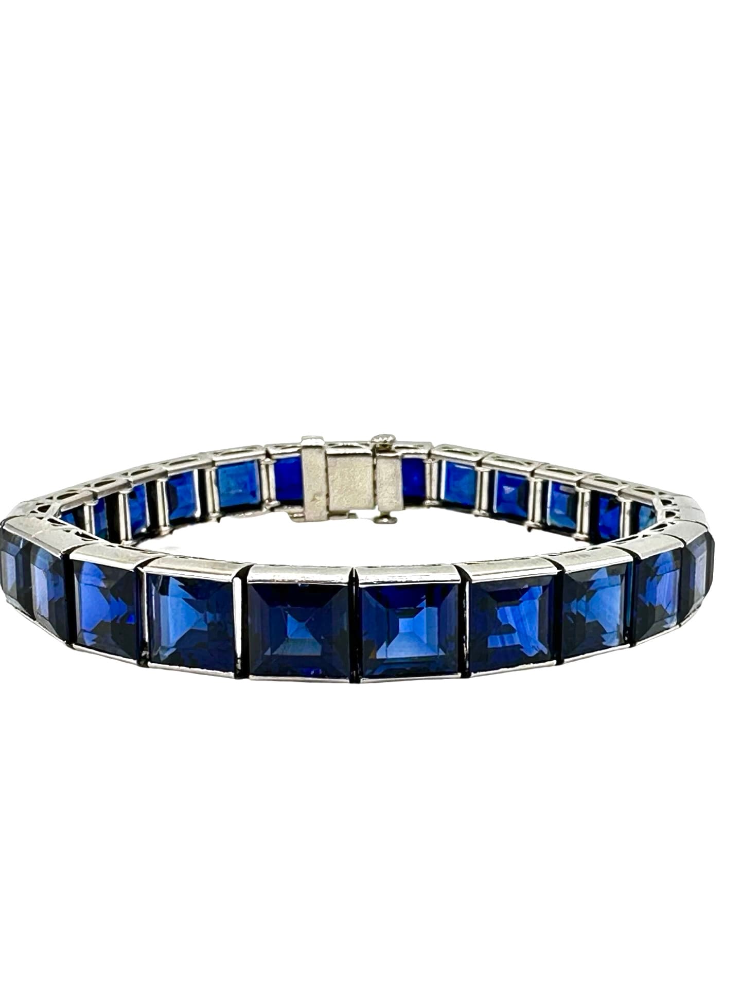 27.50 Carats Natural Sapphire and Platinum Line Bracelet