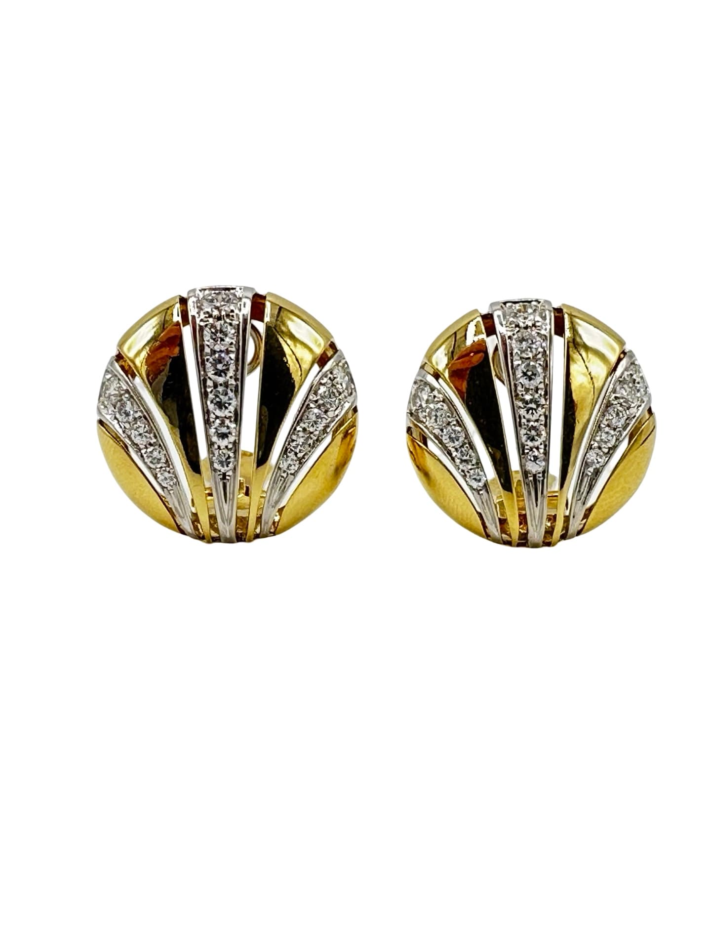 Van Cleef & Arpels 1.60 Carat Diamond and 18K Yellow Gold Button Earrings