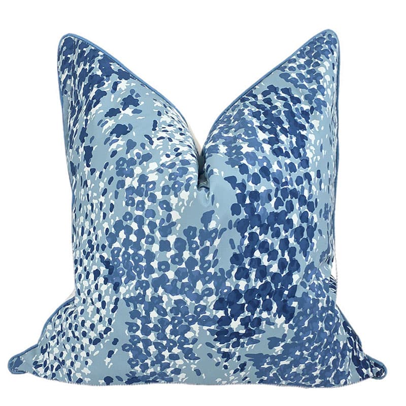CAPE COD COLLECTION GIVERNY PILLOW / BLUE