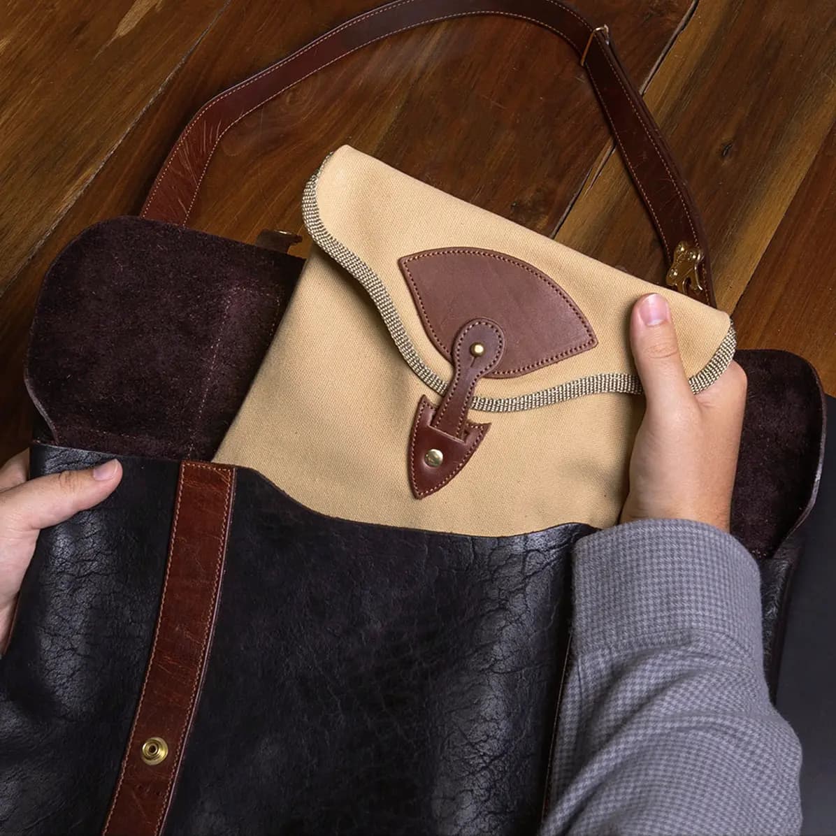 Tech & Travel Pouch – Canvas with American Steerhide Trim