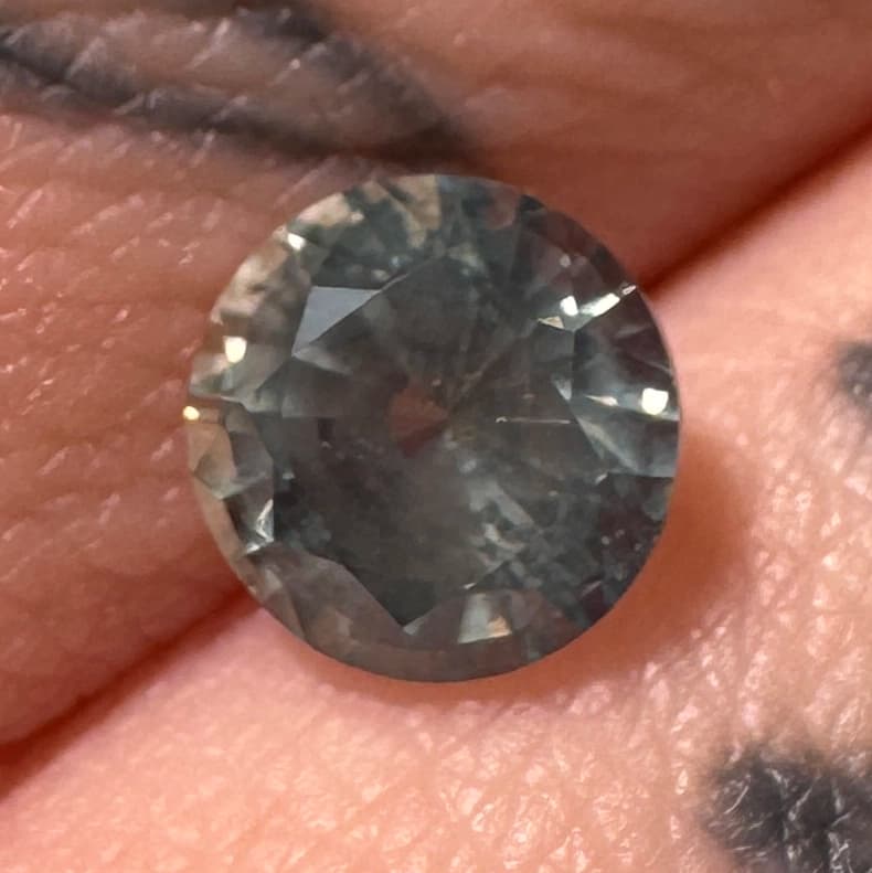 1.54ct Round Montana Sapphire - thumbnail 3