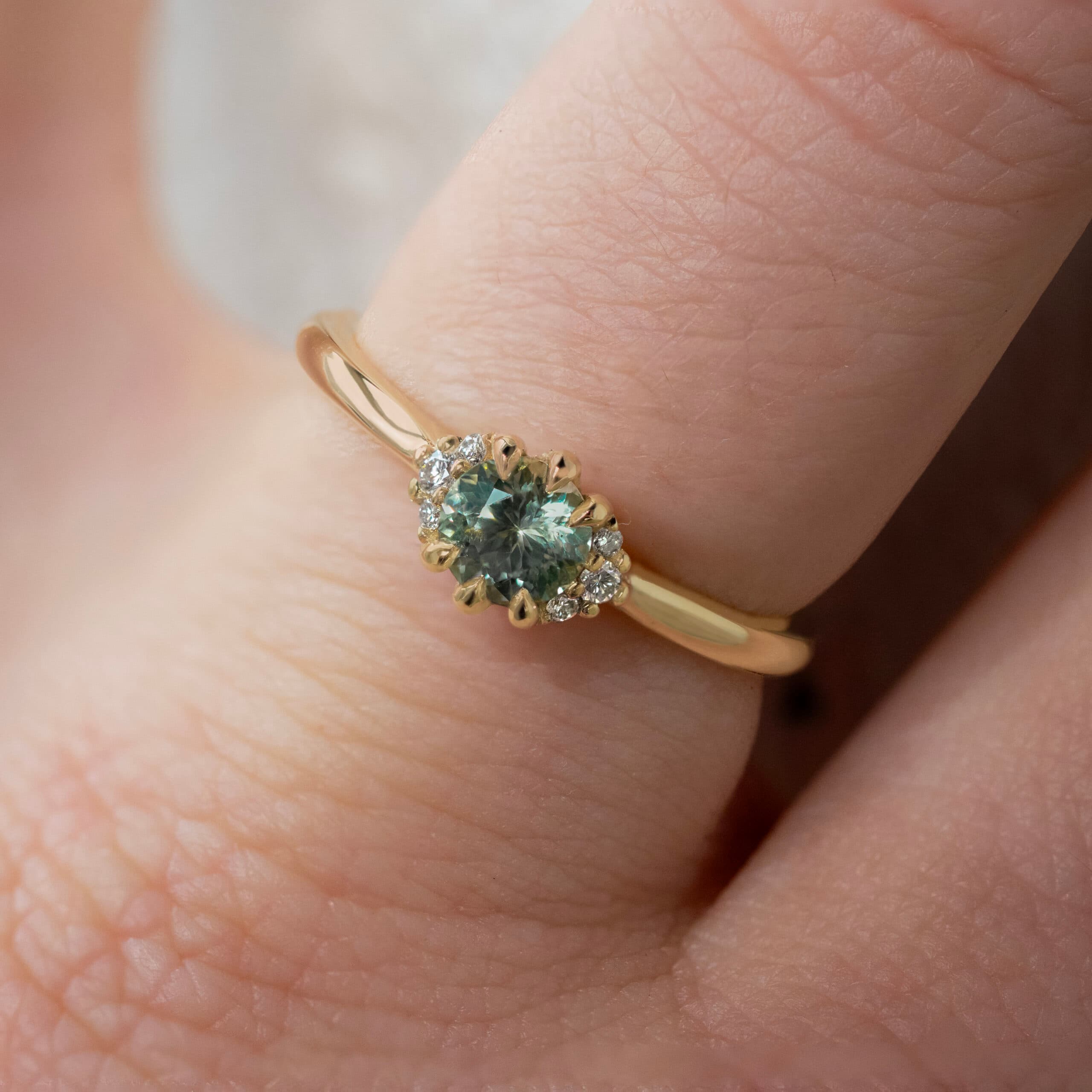 .61ct Round Green Montana Sapphire Cloud Ring - thumbnail 2