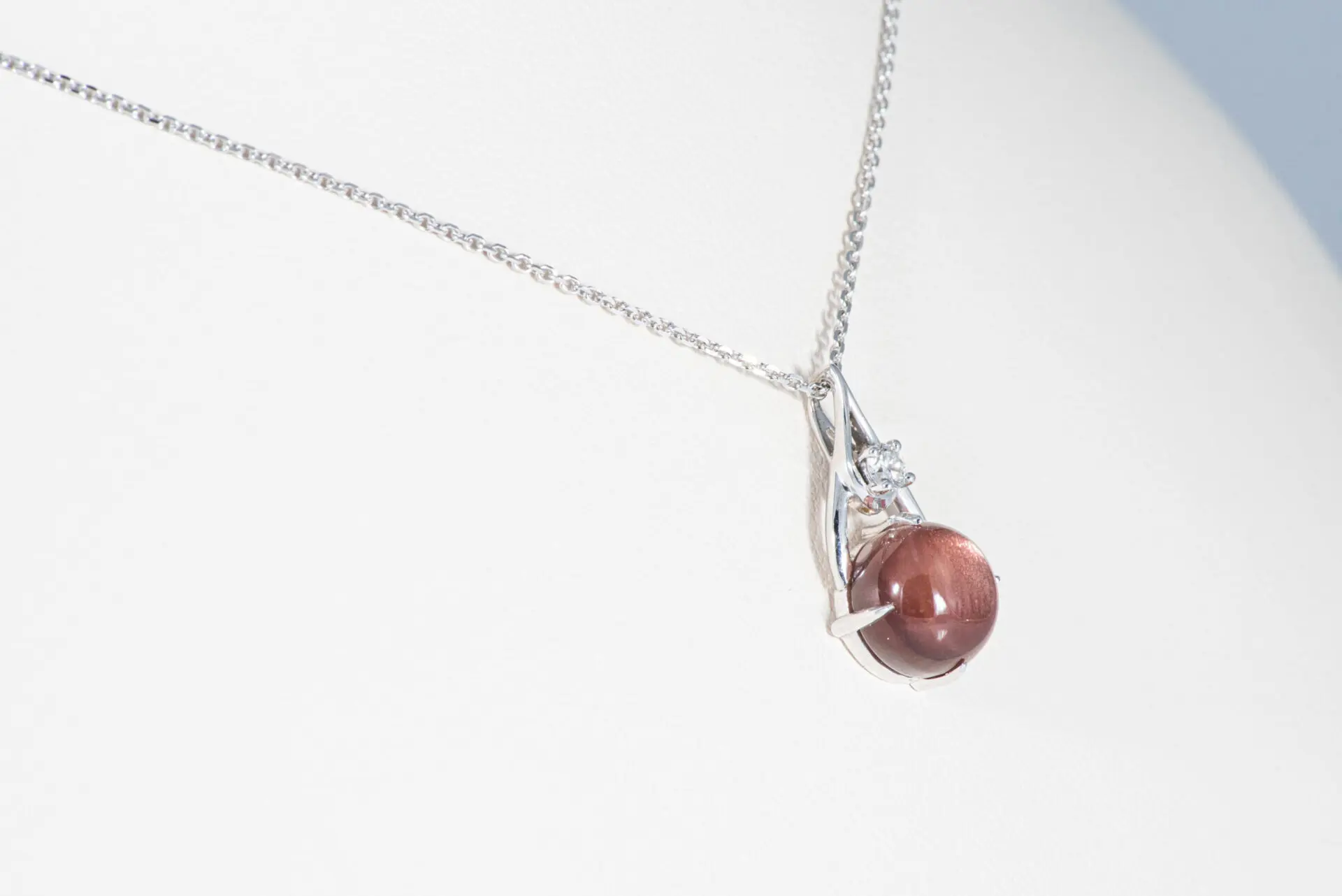 Cabochon Sunstone & Diamond Pendant - thumbnail 3