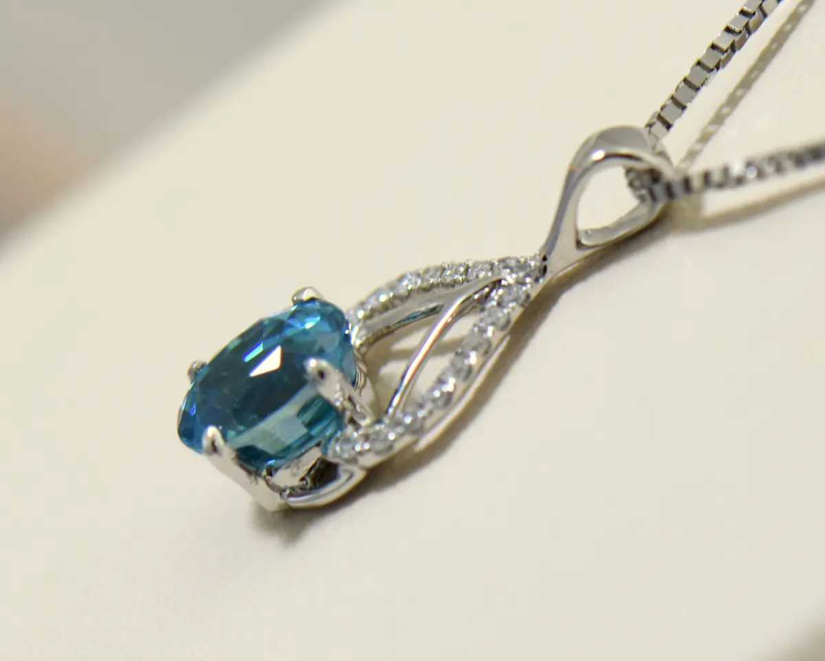 Deep Blue Zircon &amp; Diamond Pendant- Dainty Version - thumbnail 5