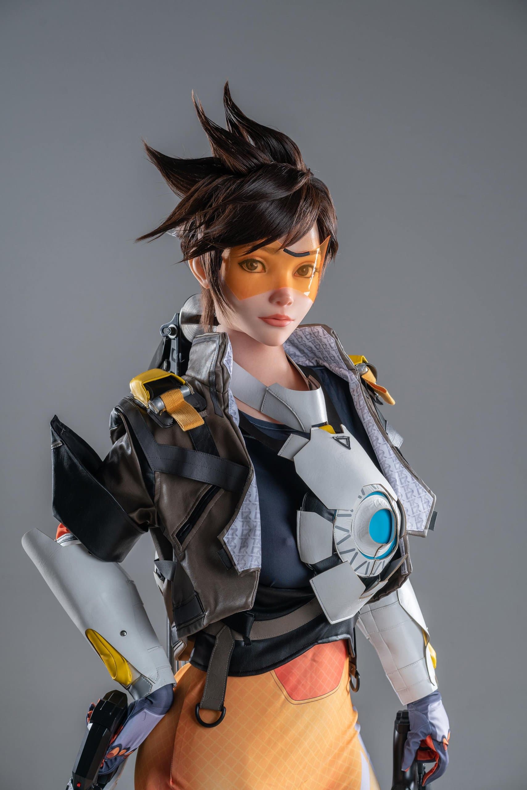 Tracer’s Outfit and Shoes - thumbnail 5