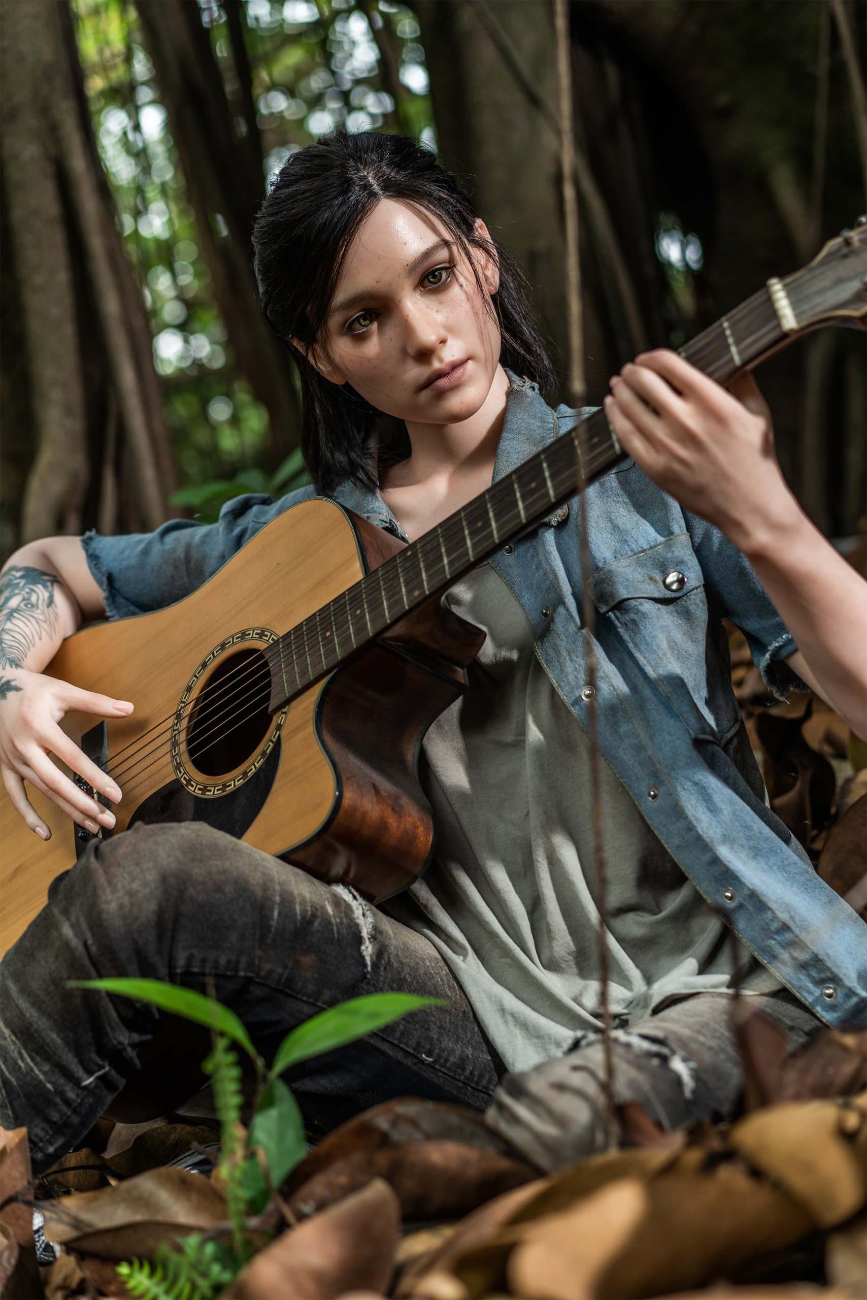 Ellie’s Outfit - thumbnail 5
