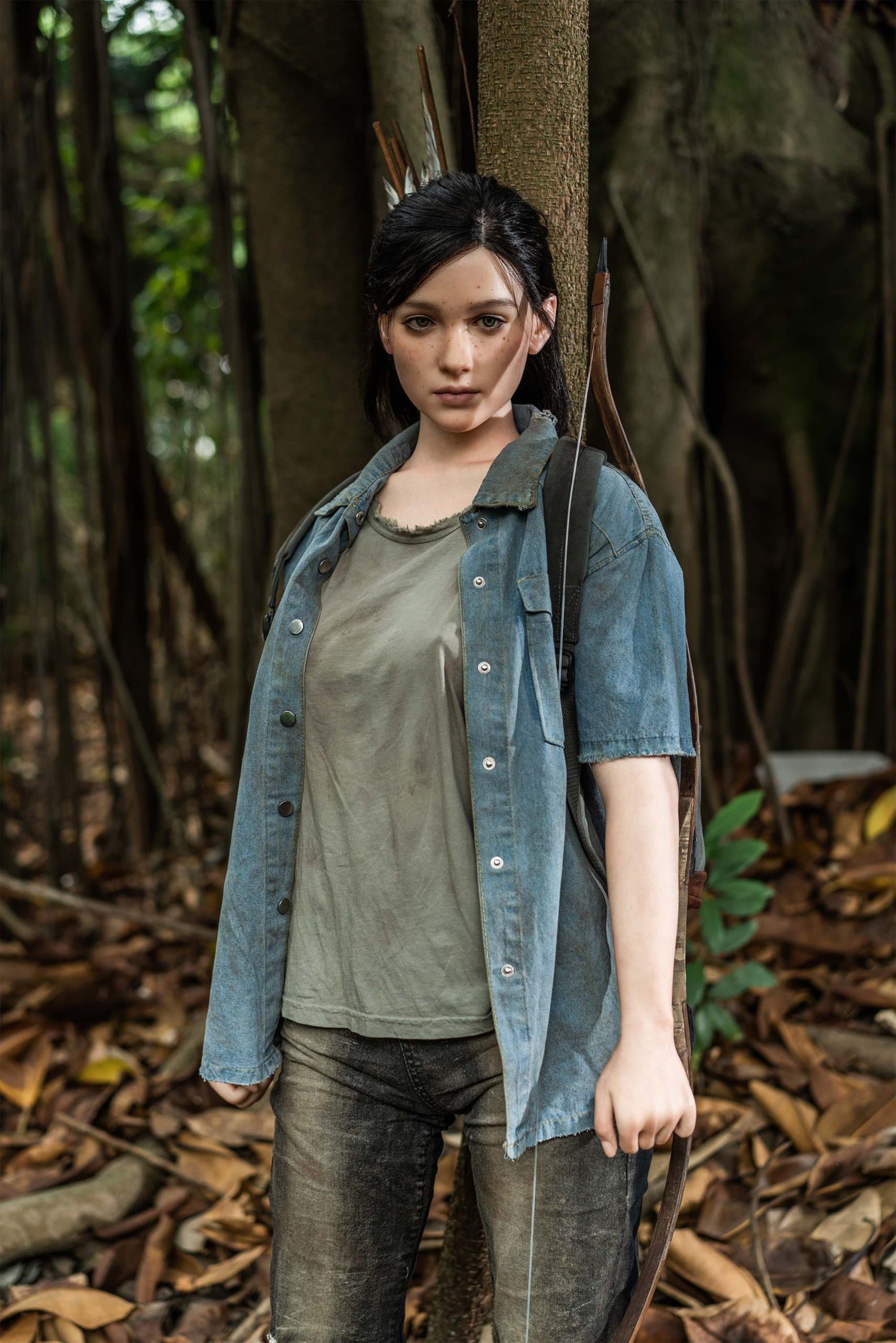 Ellie’s Outfit - thumbnail 3
