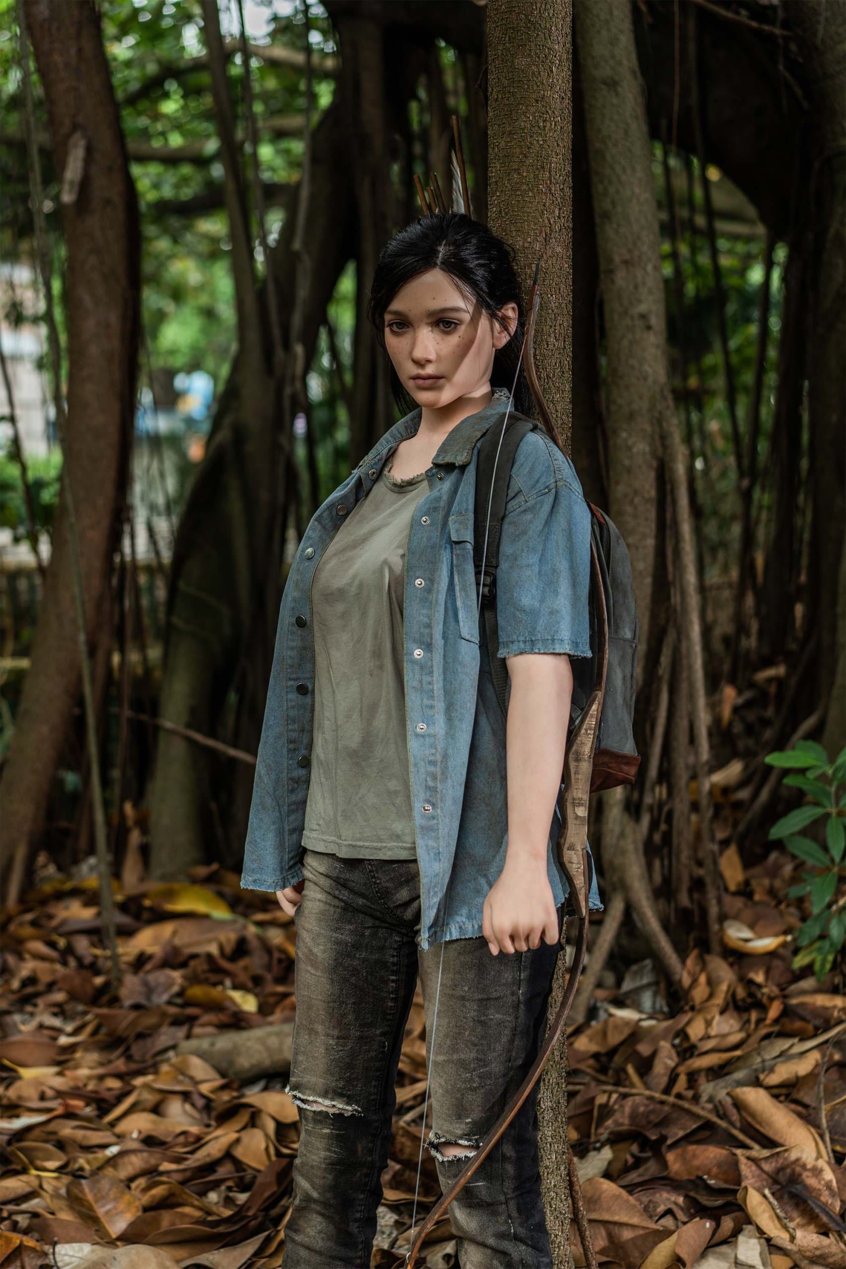Ellie’s Outfit - thumbnail 2