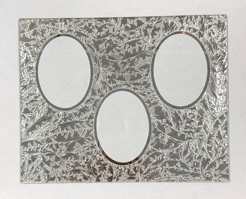 M81011 – Mirror 8″ x 10″ Rectangle with Center Ovals