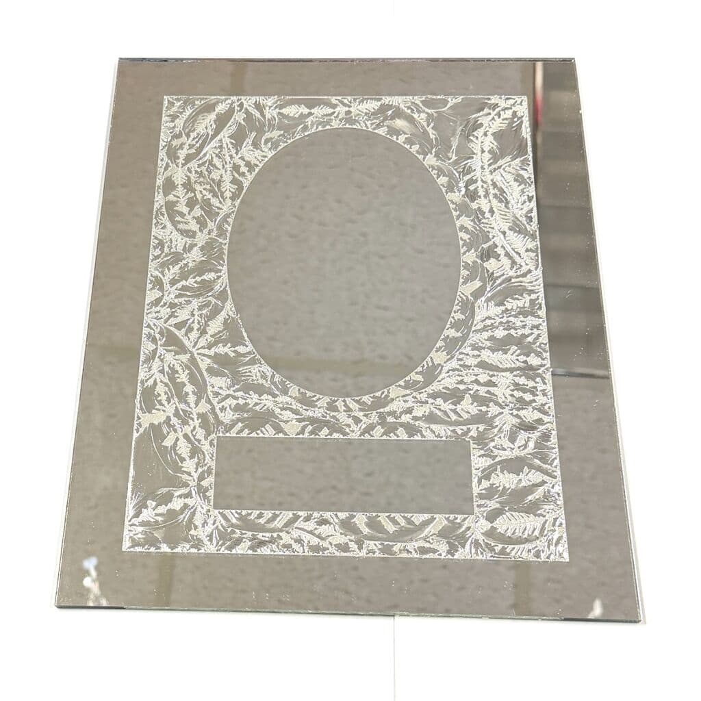 M9128 – Mirror 9″ x 12″ Rectangle with Center Oval/Rectangle