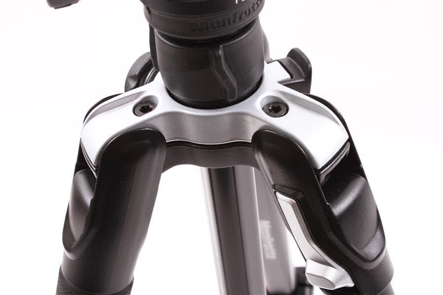 Used Manfrotto Befree 3-Way Live Advanced Tripod - thumbnail 4