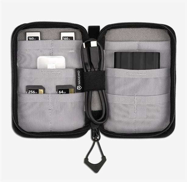 WANDRD Memory Card Case – Uyuni Purple - thumbnail 4