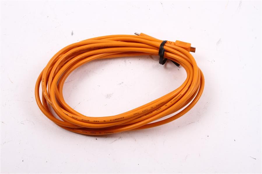 Used Tether Tools TetherPro USB-C to 2.0 Micro-B 5-Pin, 15′ (4.6m), Orange - thumbnail 2