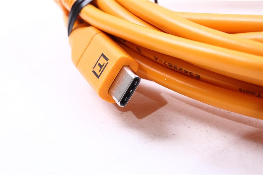 Used Tether Tools TetherPro USB-C to 2.0 Micro-B 5-Pin, 15′ (4.6m), Orange - thumbnail 5