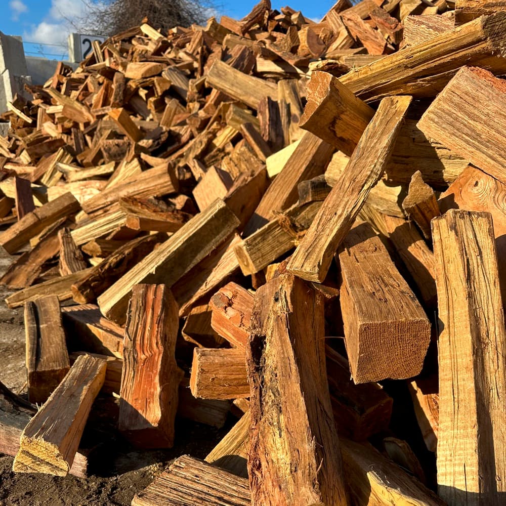Kiln Dried Firewood 1/2 Cord – Best Seller