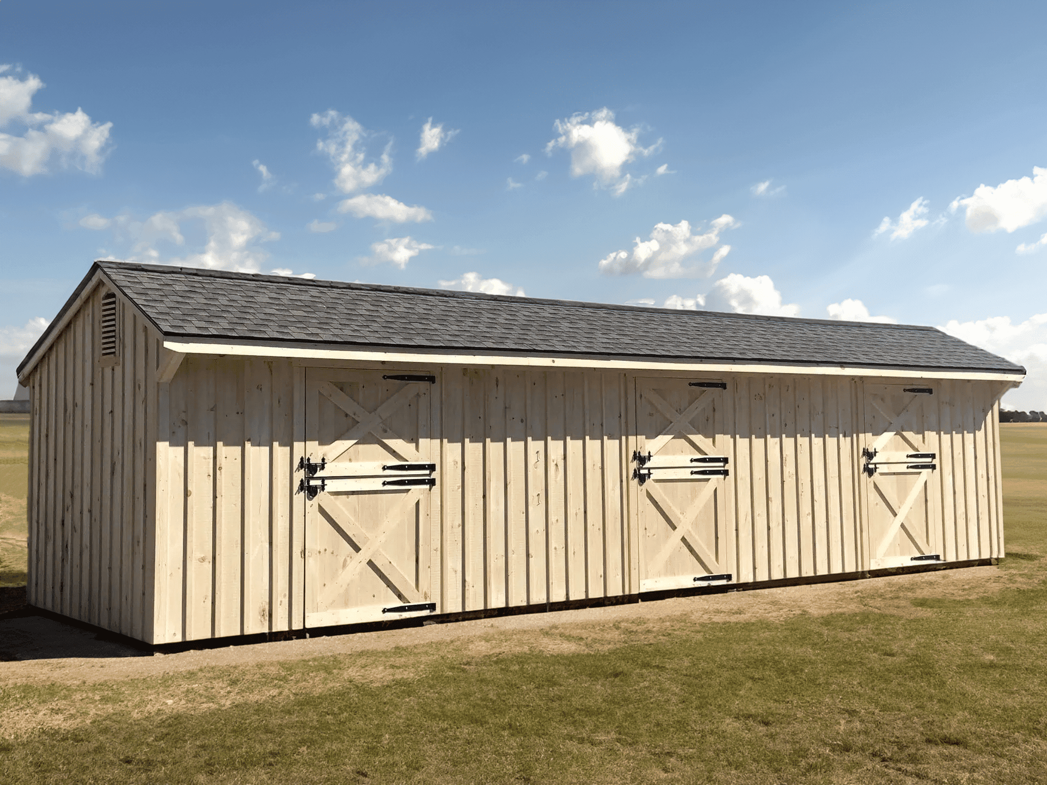 10×36 Shedrow – Weatherwood Shingles – Located in Atglen, PA