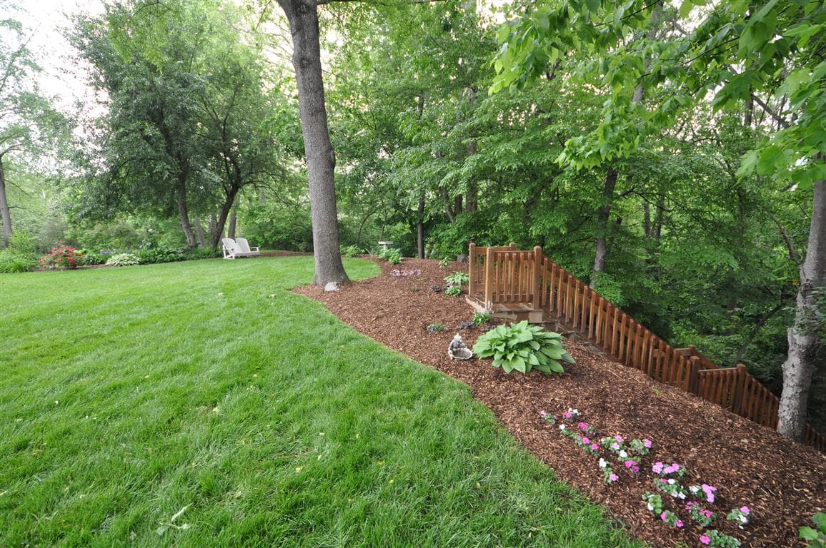 Economy Trailmix Mulch - thumbnail 6