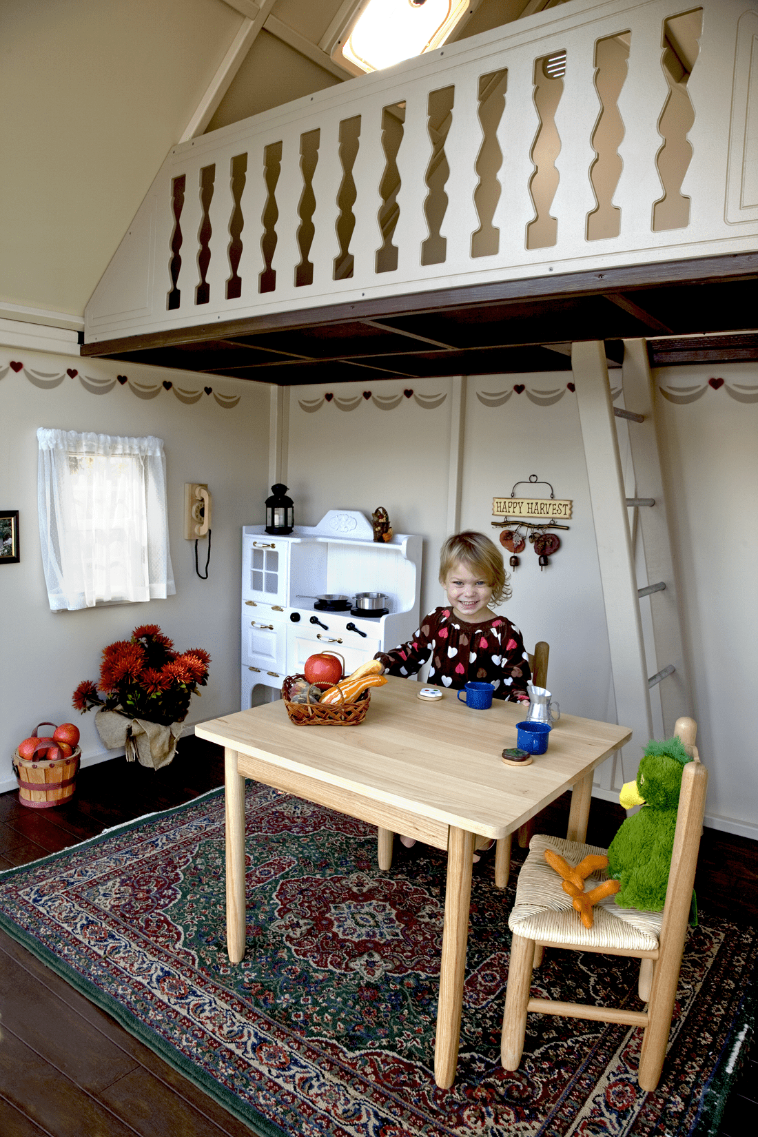 Storybook Bungalow - thumbnail 2