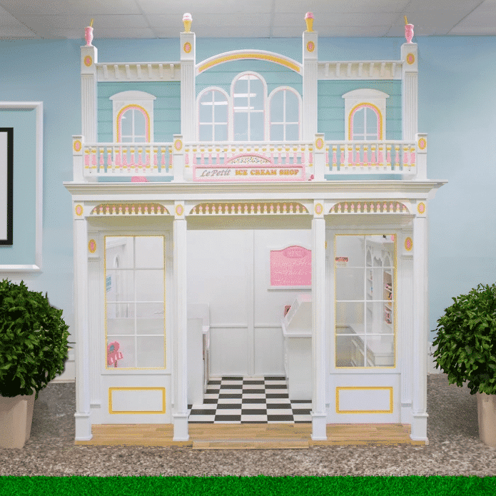 Main Street Ice Cream Parlor
