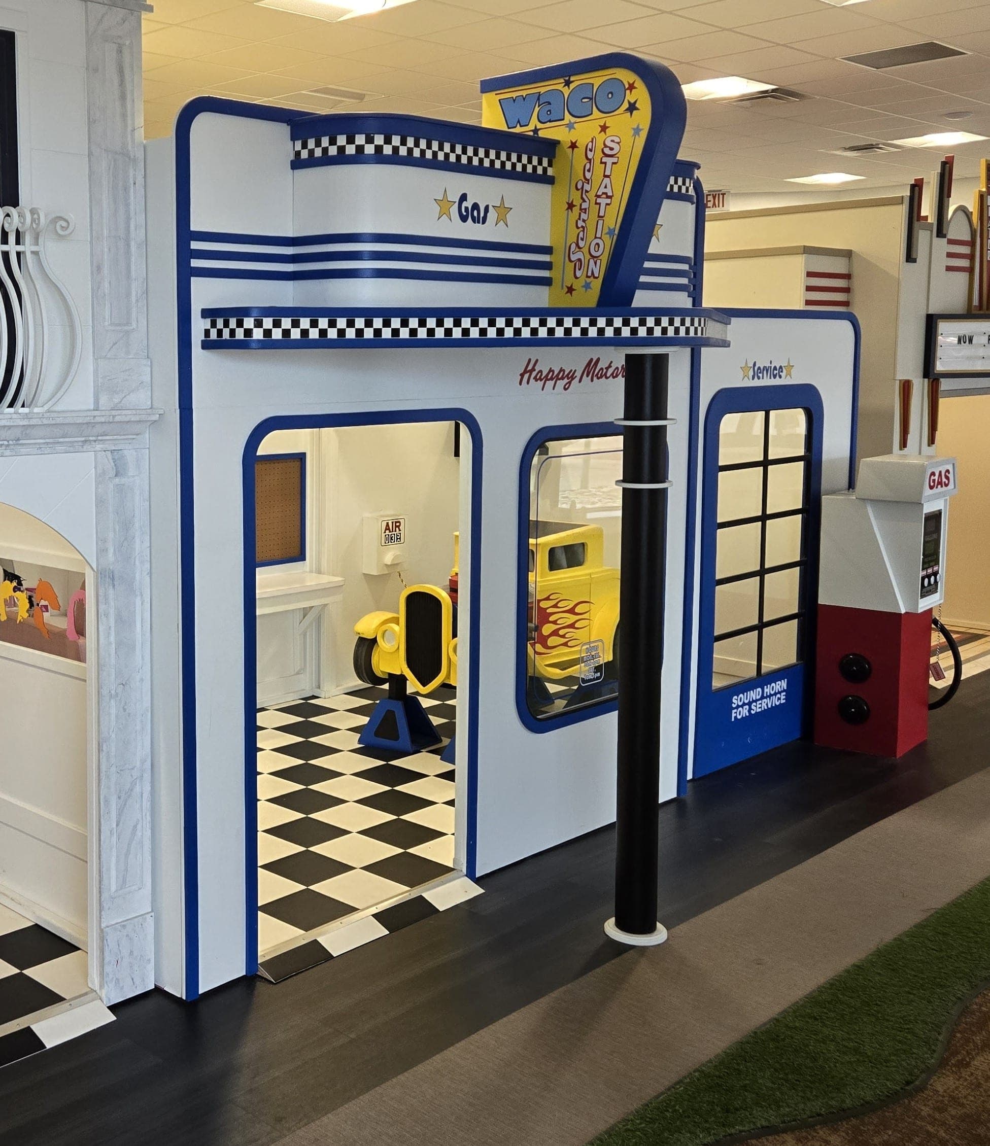 Main Street Service Station - thumbnail 2