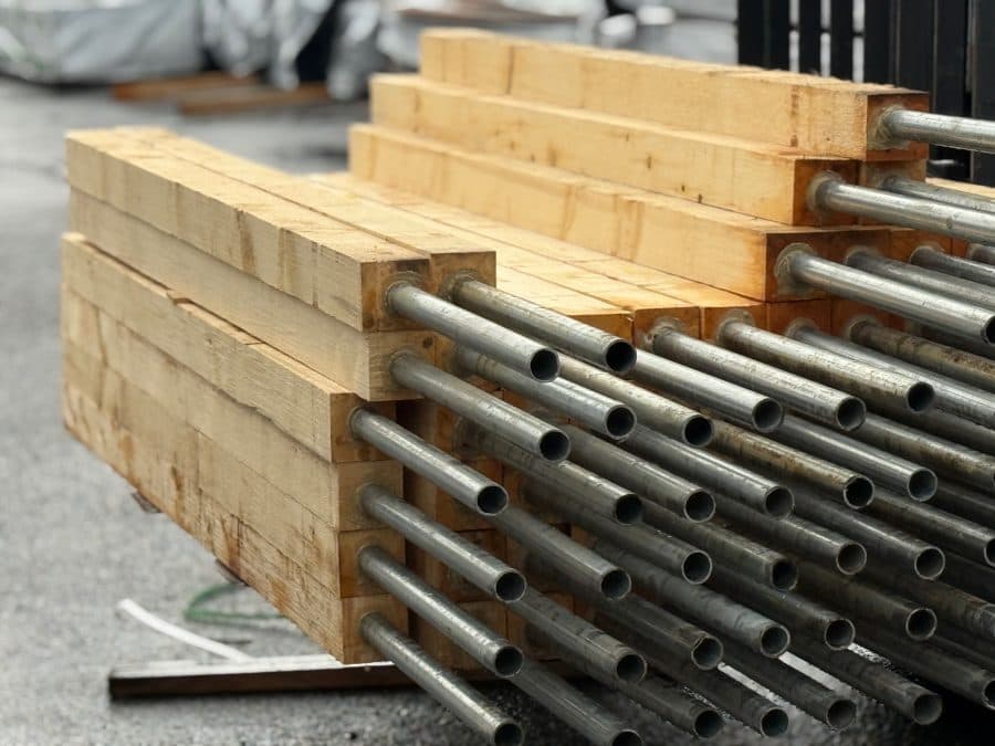 Alaskan Yellow Cedar 7′ Post On Pipe – Rough Finish