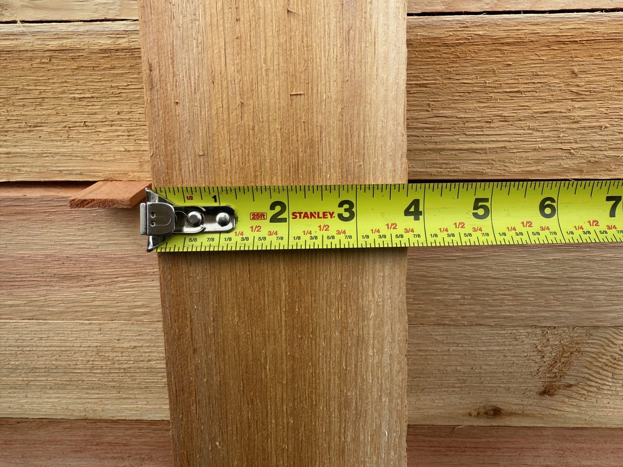 4×4 #2 Appearance Grade Knotty, Rough Western Red Cedar 4′ & 6′ - thumbnail 3