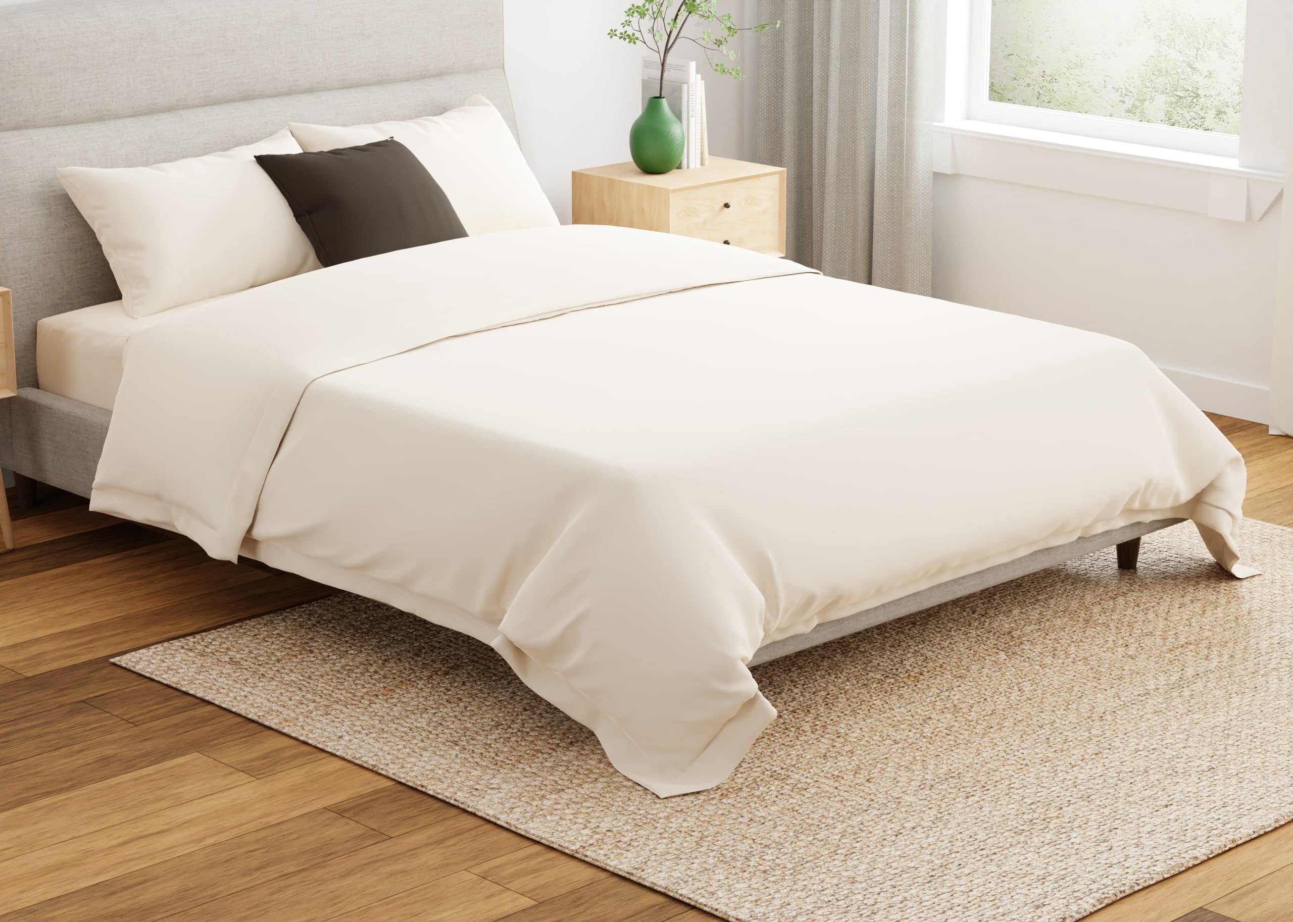 PREMIUM 600TC OVERSIZED COMFORTER - thumbnail 4