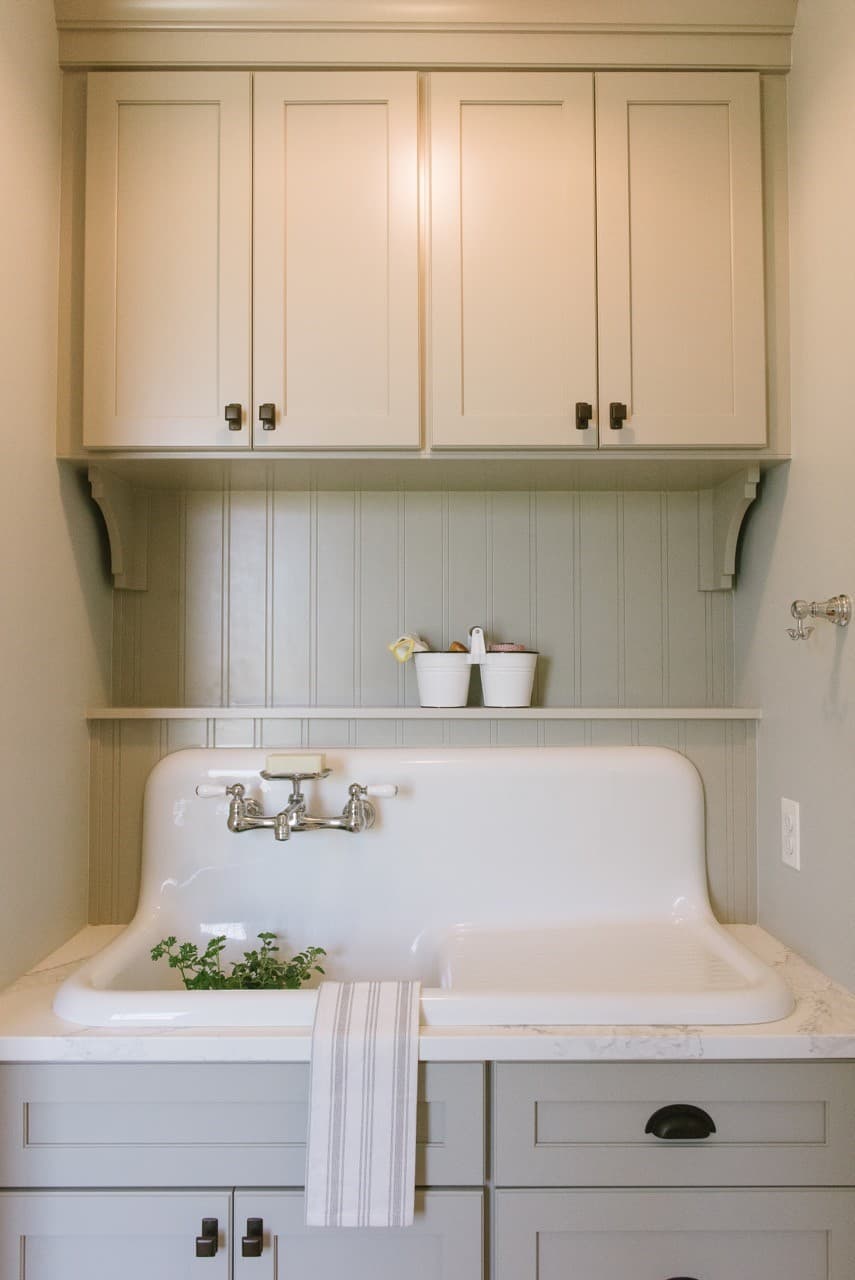 Single Bowl with Right Side Drainboard – Model #SBW4220