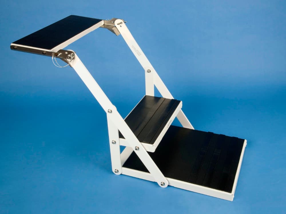 Scratch &amp; Dent: Pet Loader H2O and H2O XL