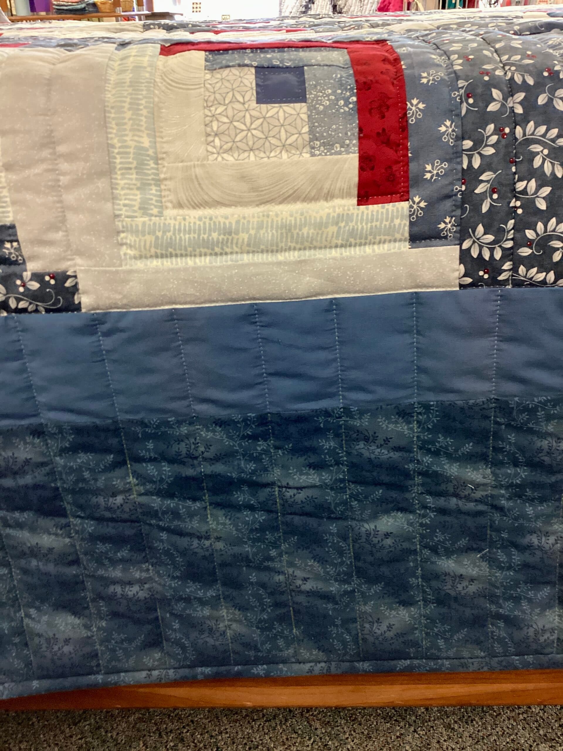 Blue and Red Log Cabin - thumbnail 4