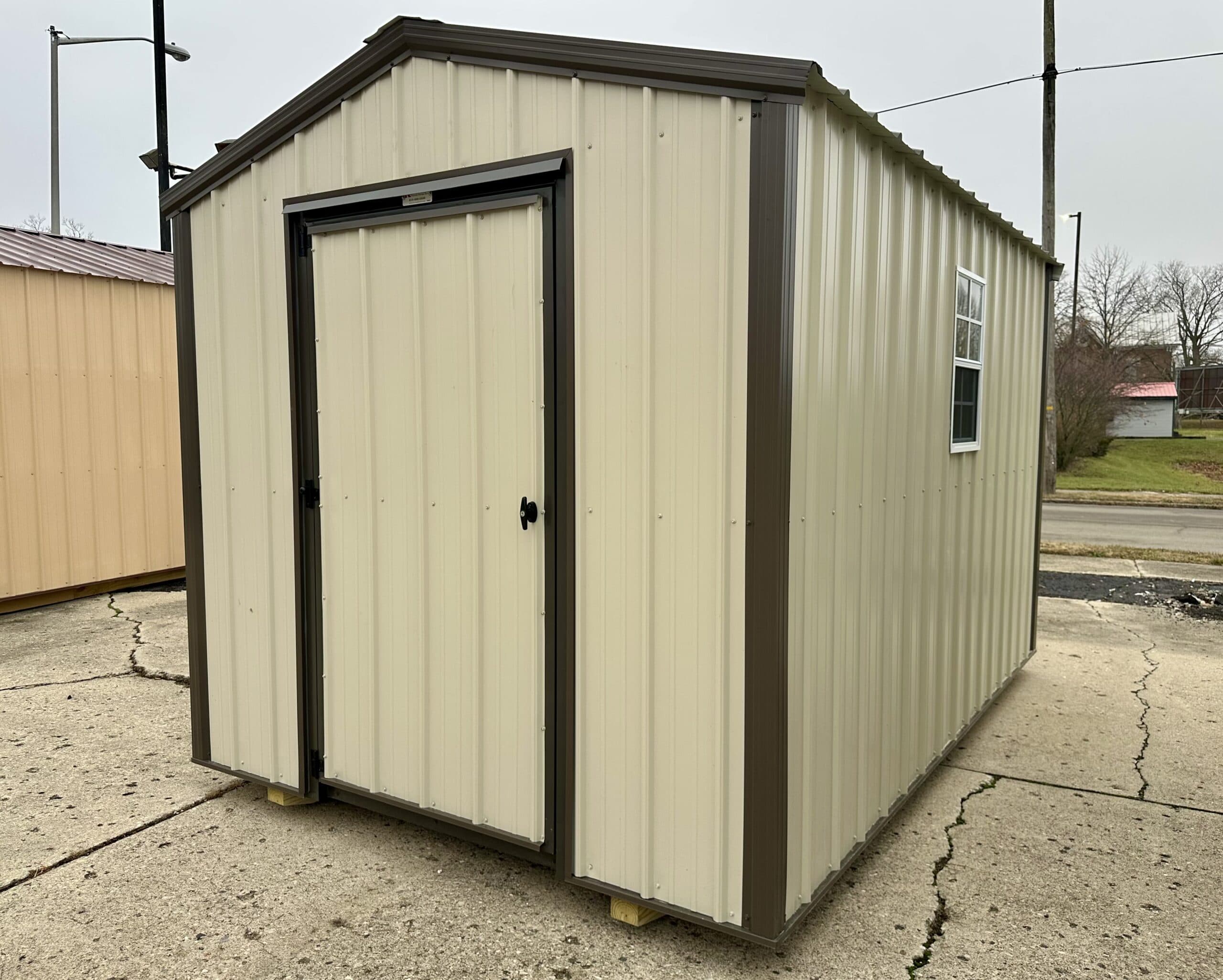 8×12 Bargain Barn