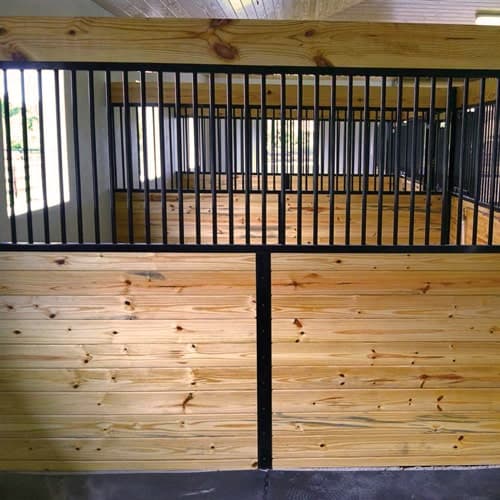 Shetland Stall Partition with 72 in Grill - thumbnail 3