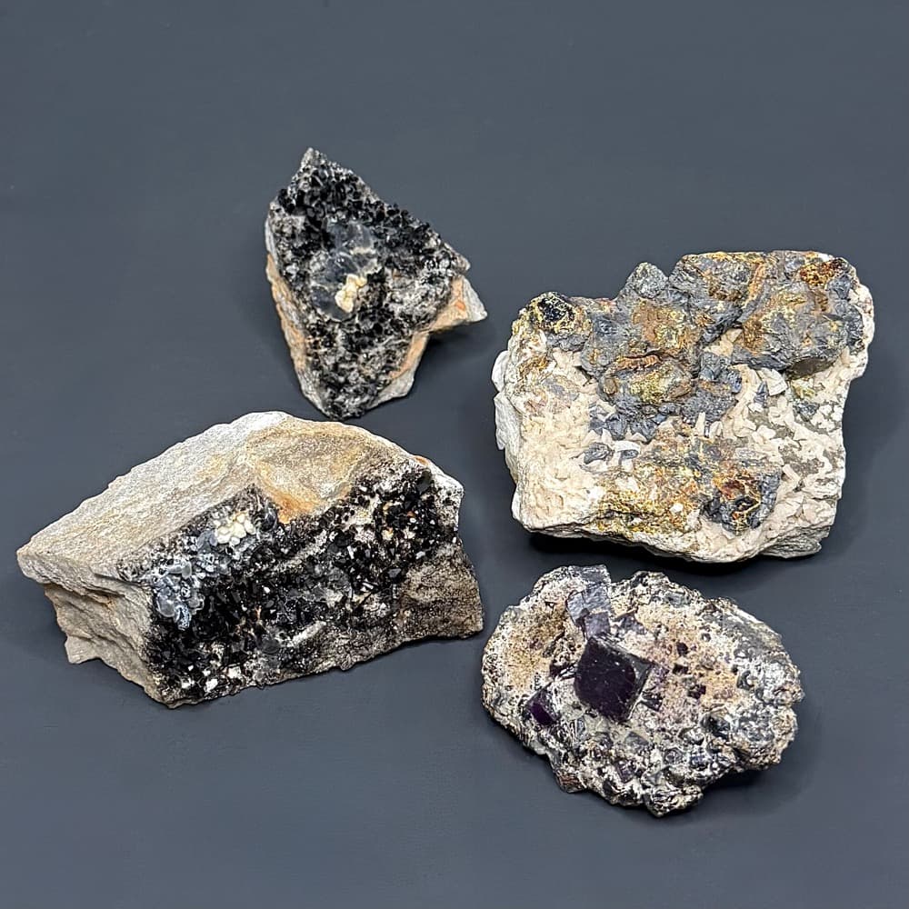 CL319 Mineral Set