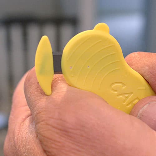 Cardinal Duo Safety Cutter (SC-1702) - thumbnail 4