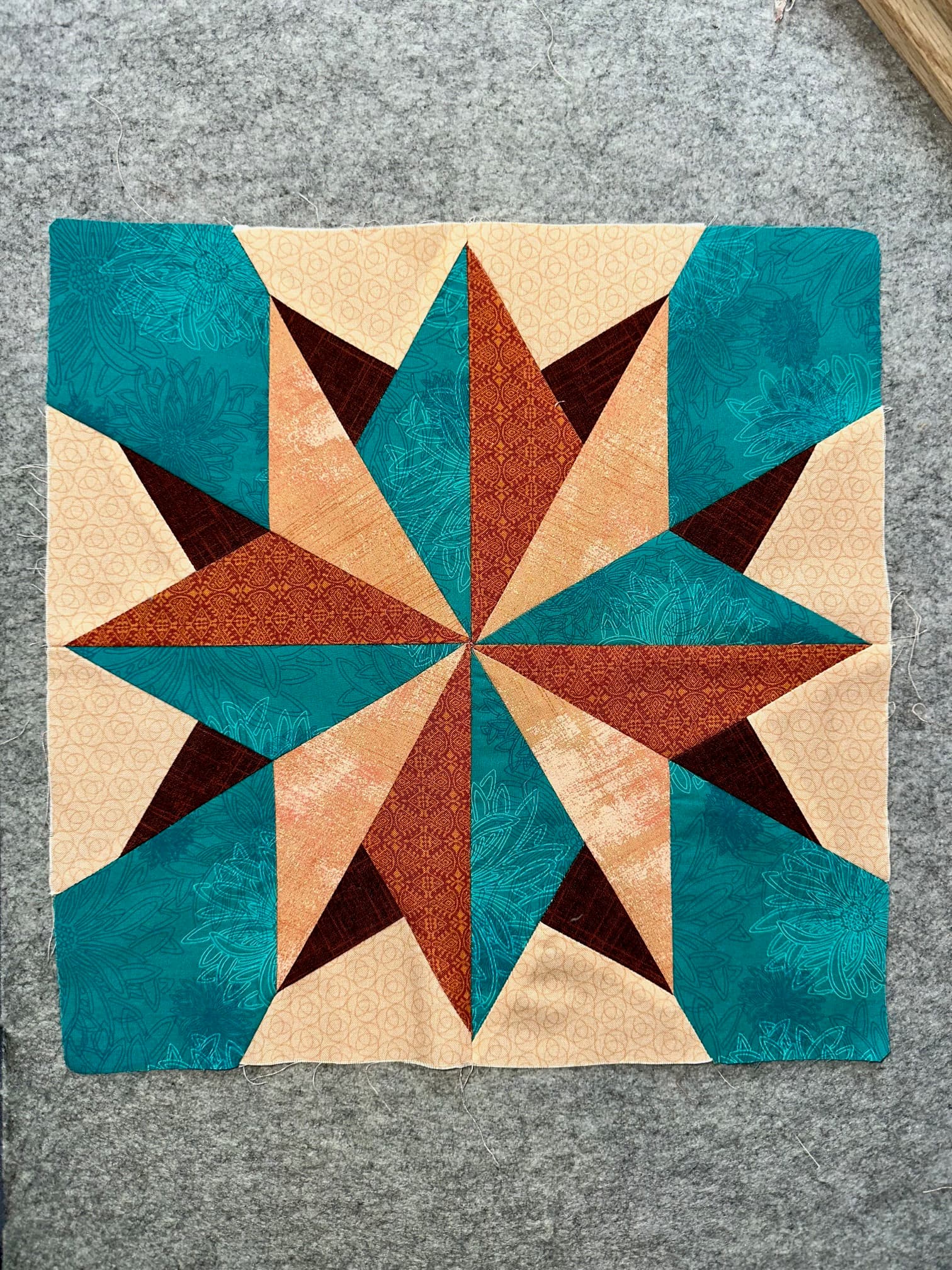 Maddie’s Pinwheel Quilt Pattern by Kate Quinn - thumbnail 3