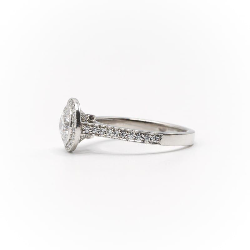 Round Brilliant Cut Diamond Engagement Ring - thumbnail 3
