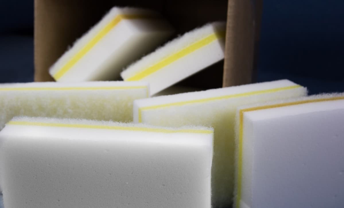 Bulk Melamine Eraser Sponges for Extension Handle Kit (Multiple Pack Sizes) - thumbnail 5