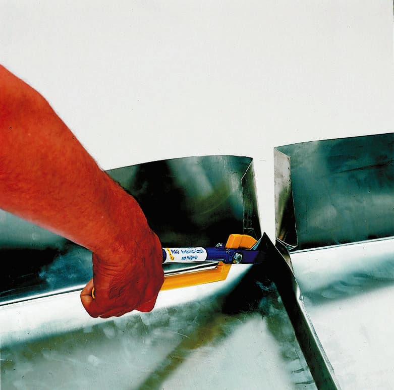 RAU 116 Small Crimping Tool for Metal Roof Pitch Transitions - thumbnail 3