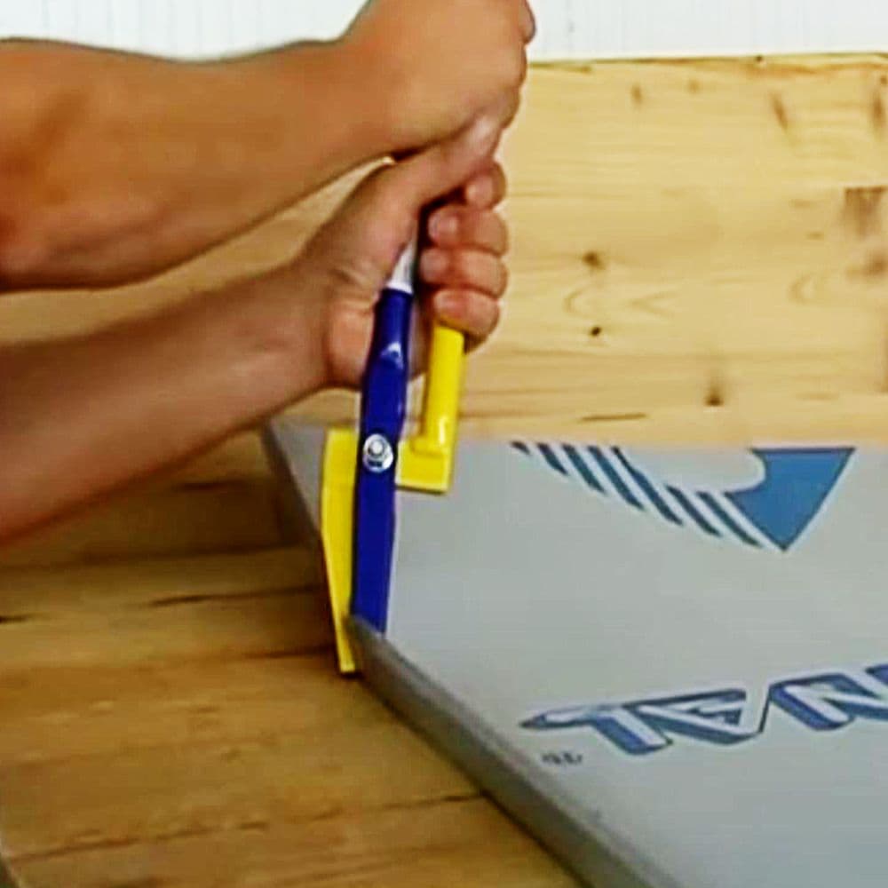 RAU 116 Small Crimping Tool for Metal Roof Pitch Transitions - thumbnail 4