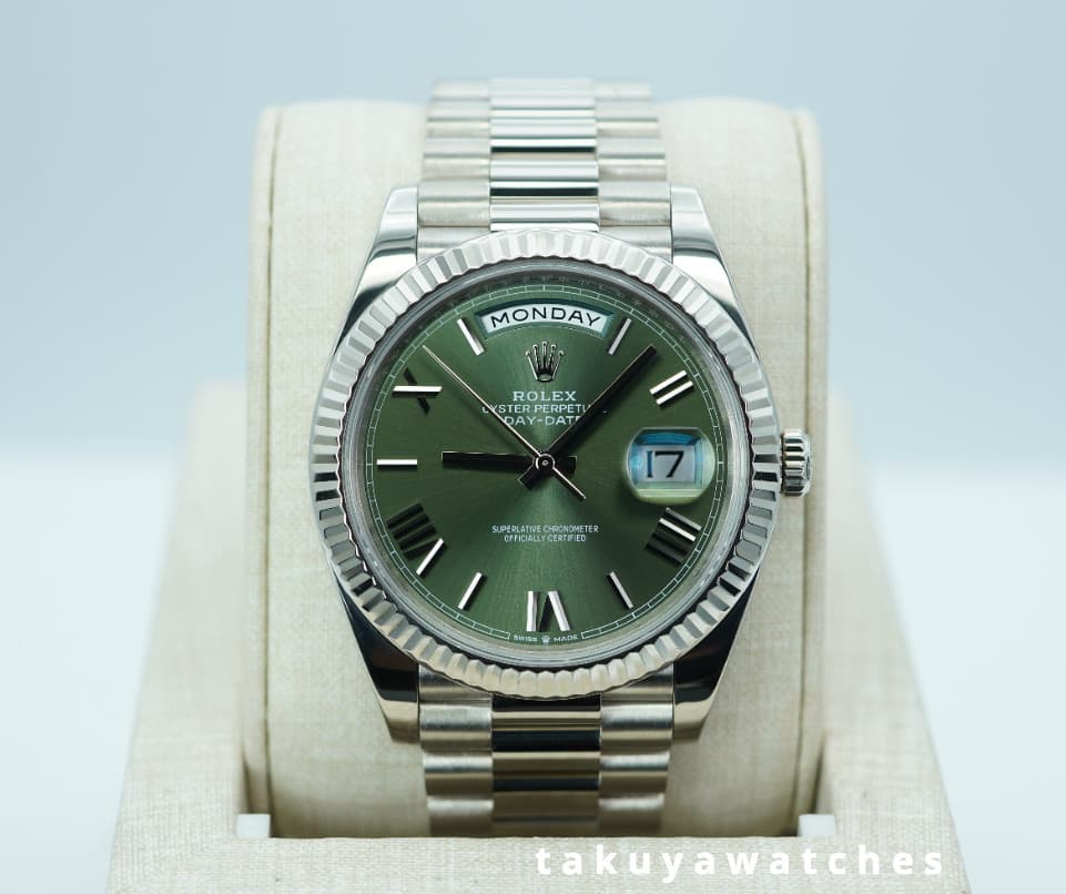 Rolex 228239 DAY DATE 40 WHITE GOLD OLIVE GREEN DIAL 2023 WARRANTY FULL SET