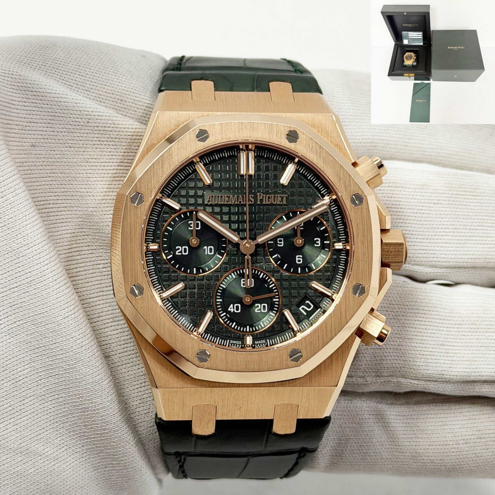 Audemars Piguet Royal Oak Chronograph 26240OR 41MM Green 18K Rg Box Paper