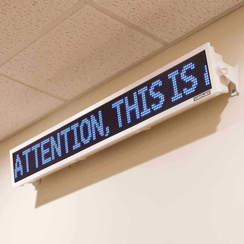 Wireless LED Message Board Display – VNS1630 (45″ Wide)
