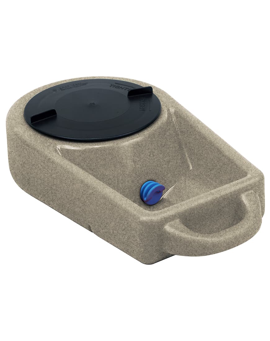 Dine N Dash – Feeding and Watering System