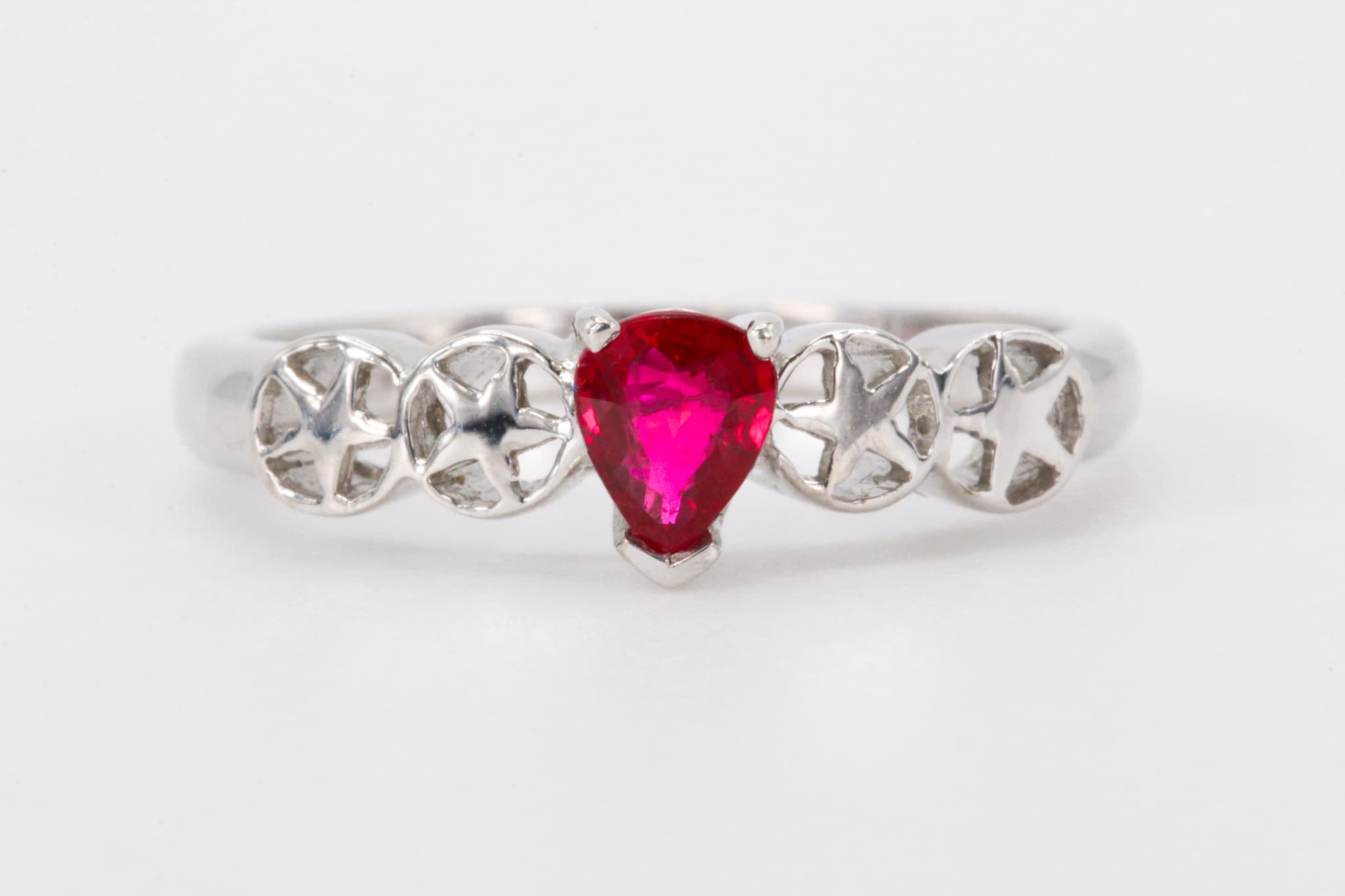 18k White Gold Pear Shape Ruby Ring