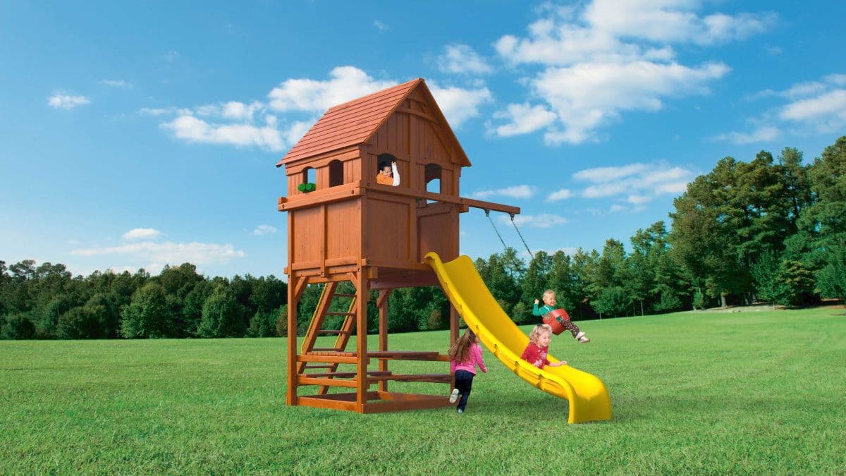 Upper Enclosure for Playhouse