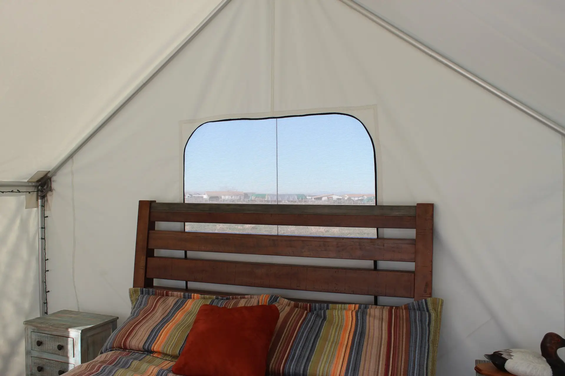 Large Screen Window